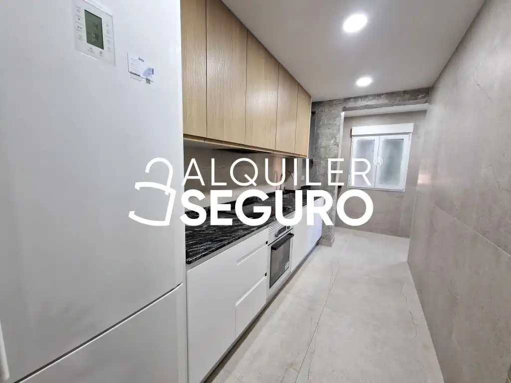 Cocina de Piso de alquiler en Móstoles con Aire acondicionado y Calefacción