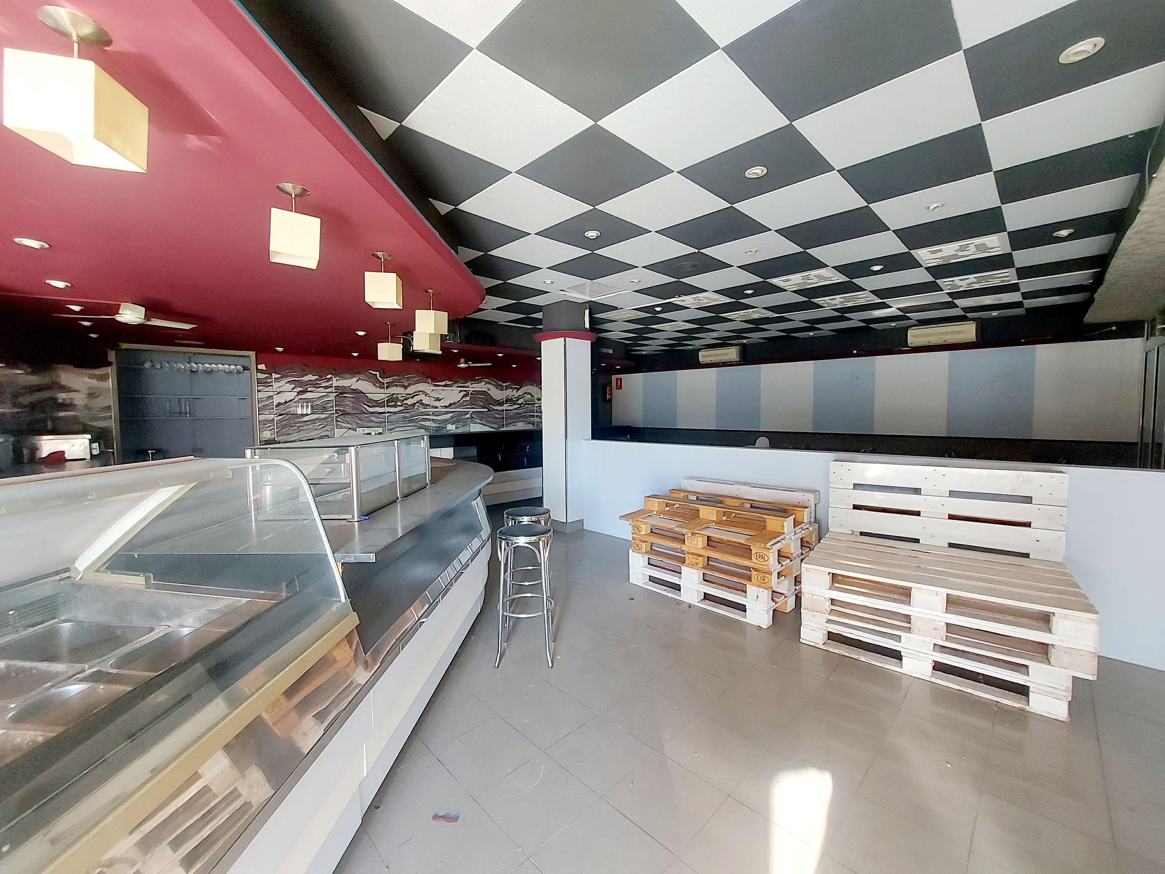 Local en venta en El Vendrell