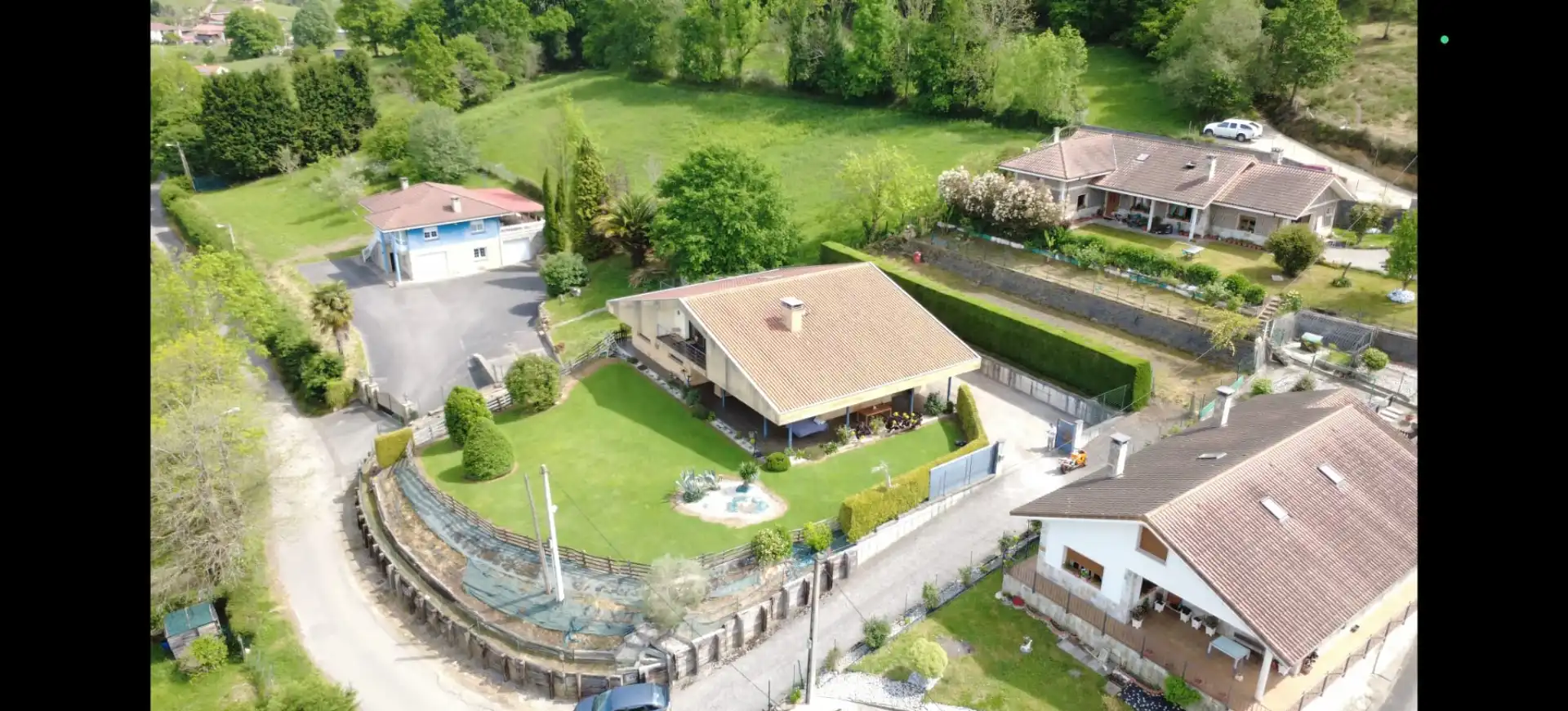 Jardí de Casa o xalet en venda en Siero amb Jardí privat, Terrassa i Traster