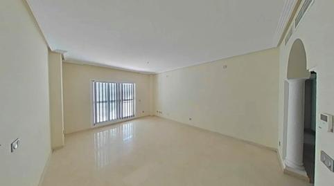 Foto 3 de Pis en venda a Alcorrín, Manilva