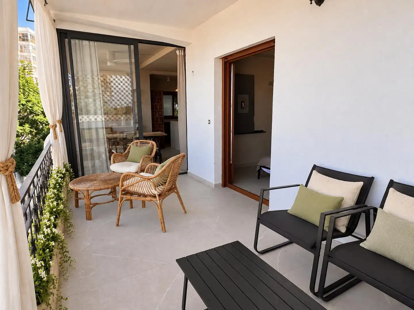 Casa aparellada amb terrassa en venda a Calle Mirador de la Bahía 31, imagen 8