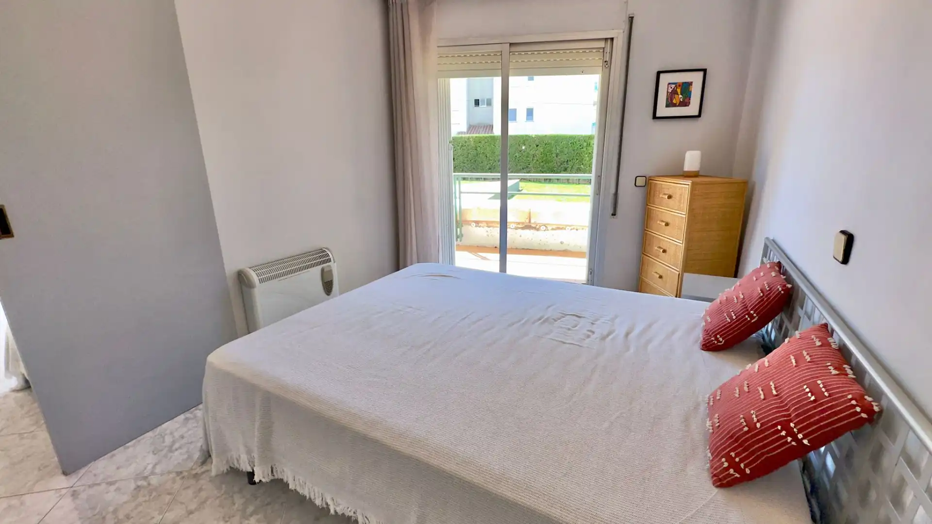 Habitación de Piso en venta en L'Estartit con Terraza, Amueblado y Lavadora