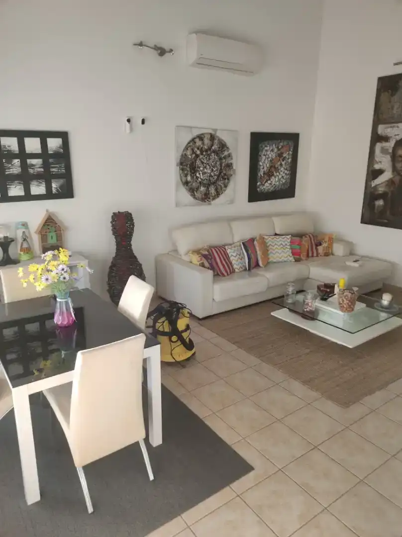 Sala d'estar de Casa o xalet en venda en Tuineje amb Aire condicionat, Jardí privat i Piscina