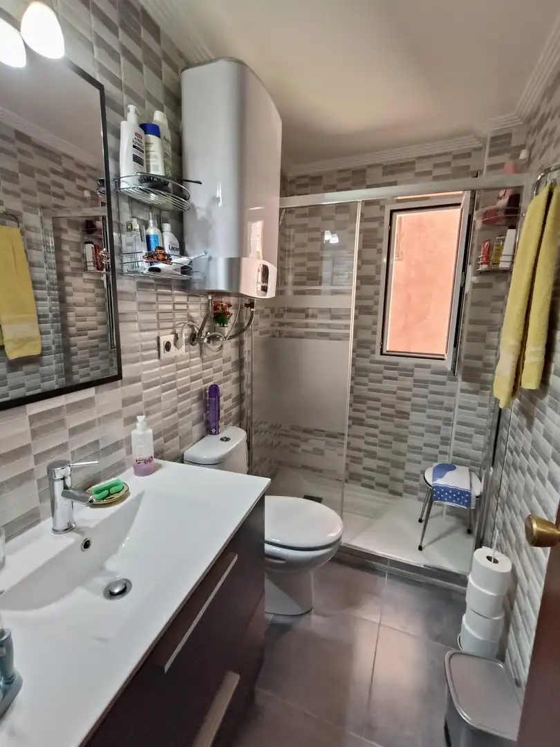 Baño de Piso en venta en Llucena / Lucena del Cid
