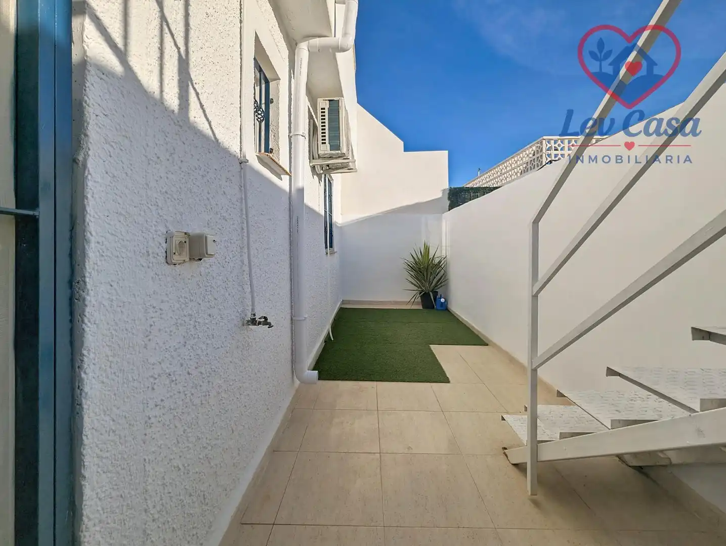 Terrassa de Casa o xalet en venda en Mazarrón amb Jardí privat i Piscina comunitària