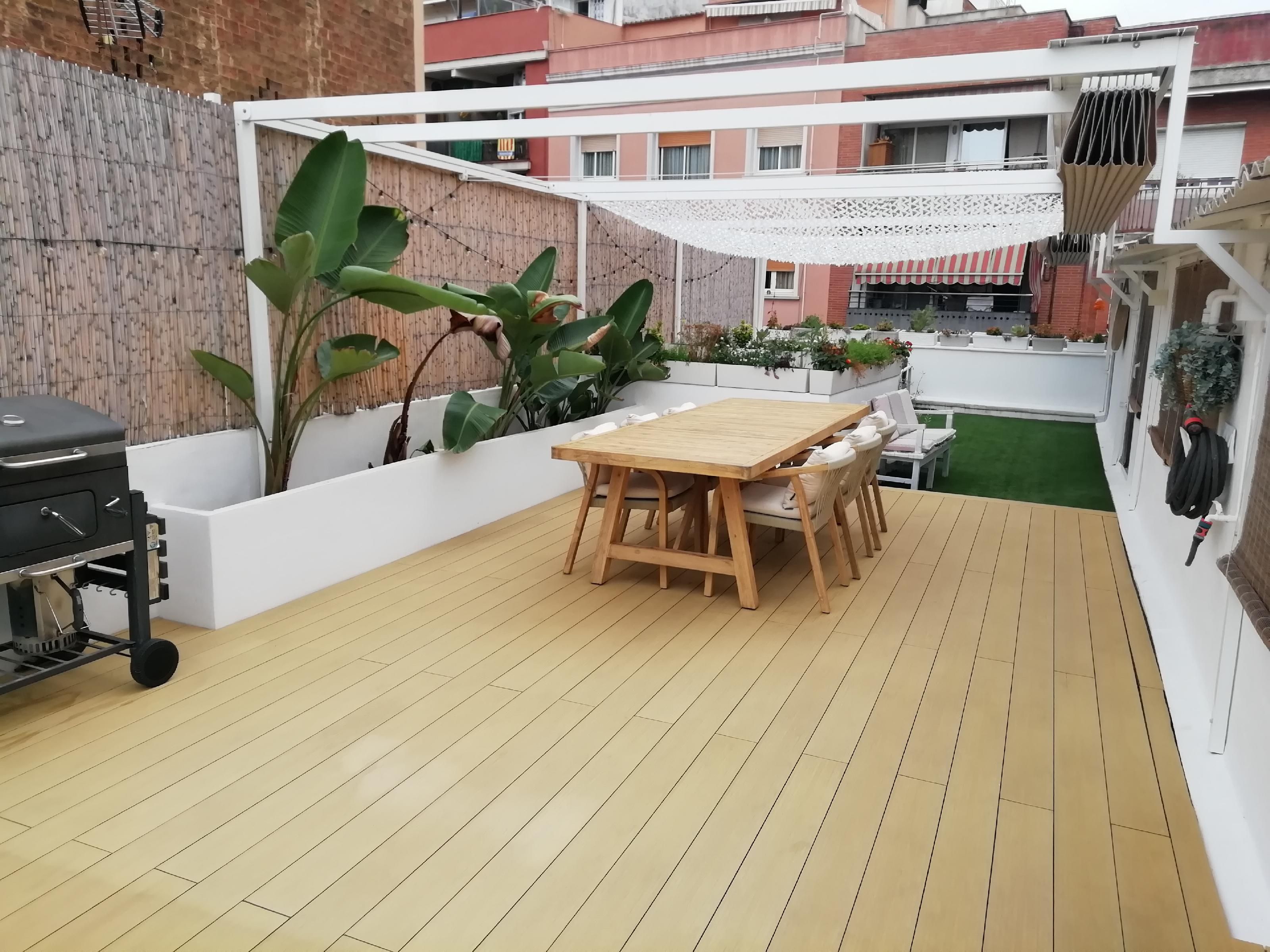 Terrace of Single-family semi-detached for sale in  Barcelona Capital  with Air Conditioner, Heating and Parquet flooring