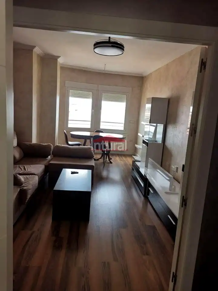 Sala de estar de Ático en venta en La Gineta con Terraza, Trastero y Amueblado