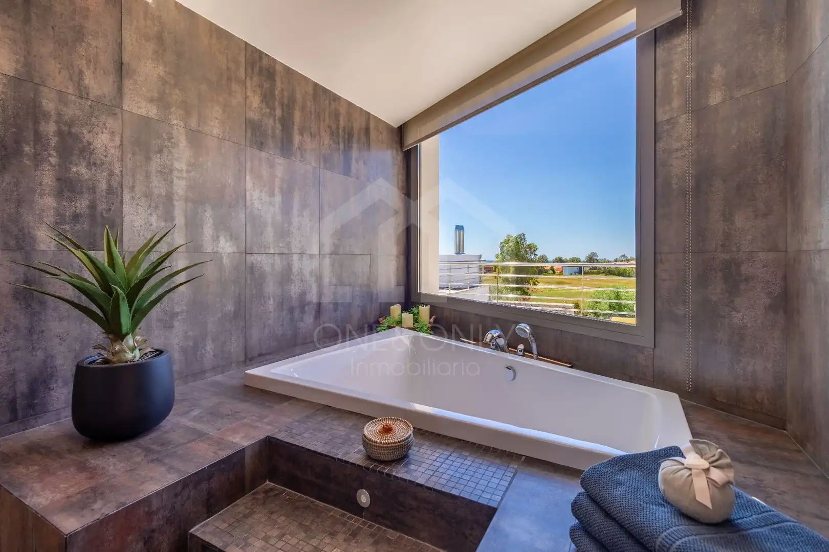 Baño de Casa o chalet en venta en Mont-roig del Camp con Aire acondicionado, Calefacción y Jardín privado