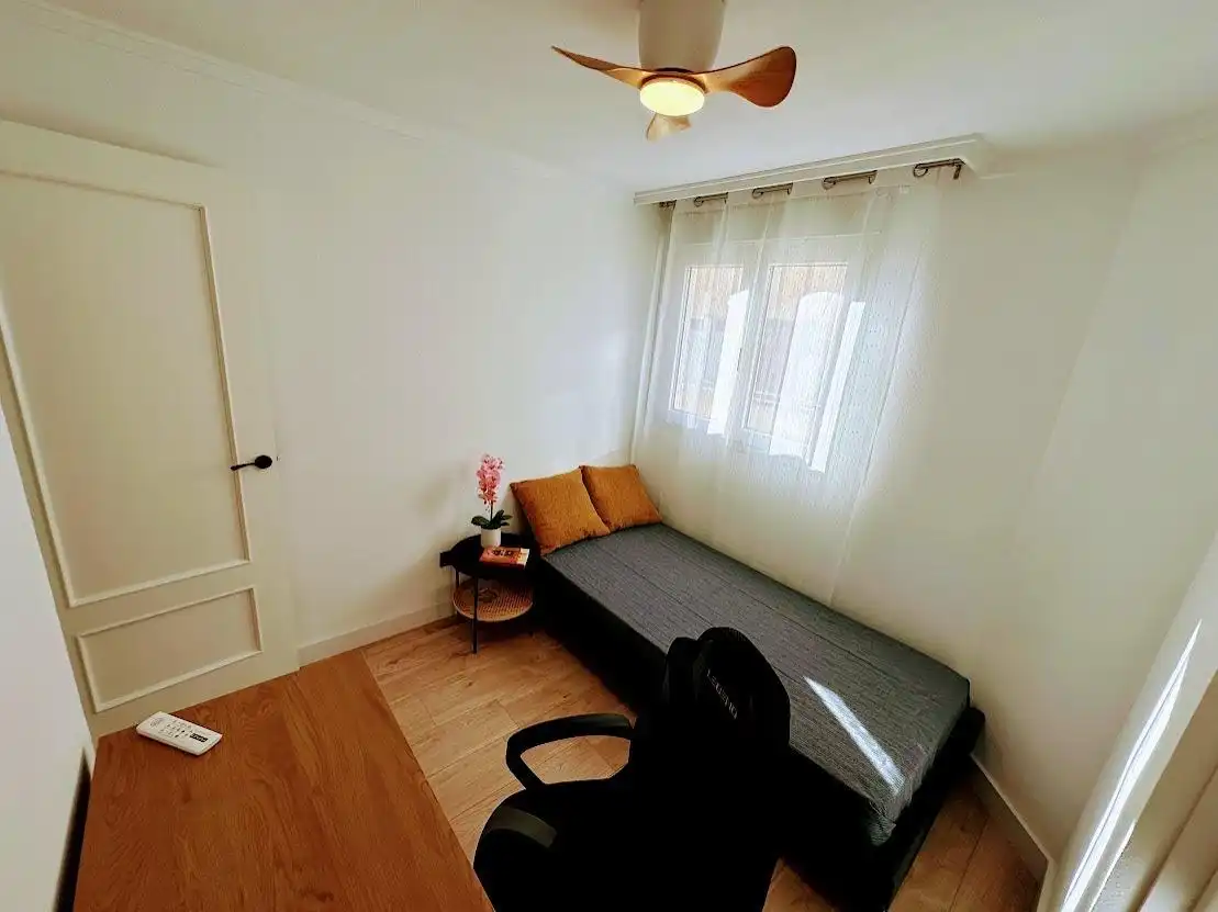 Dormitori de Apartament en venda en Torrevieja