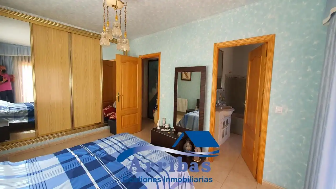 Habitación de Casa o chalet en venta en Almorox con Aire acondicionado, Calefacción y Jardín privado