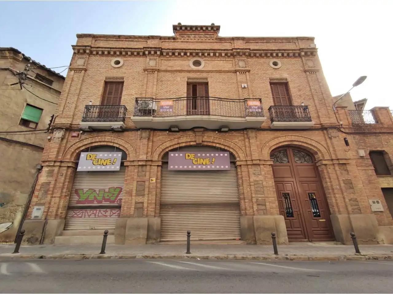 Gebäude zum Verkauf in Calle Joan Jorba, Carretera de Vic - Remei