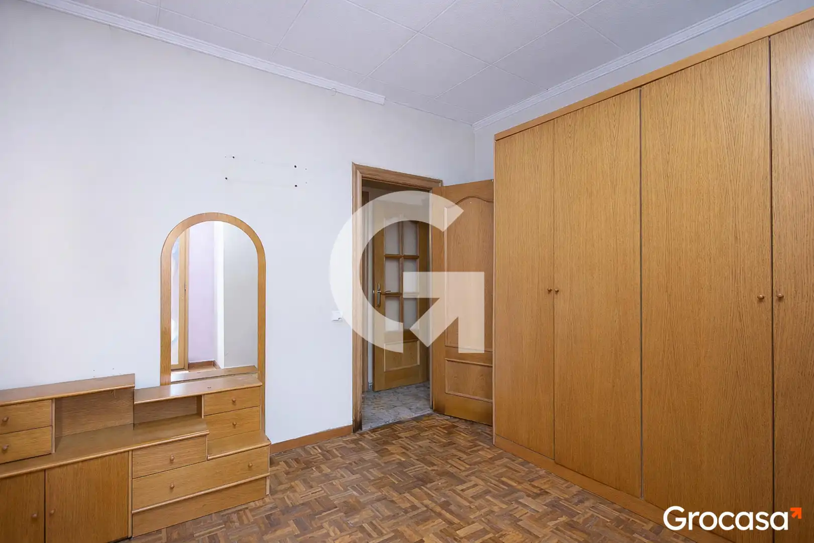 Habitación de Piso en venta en El Prat de Llobregat con Aire acondicionado y Balcón
