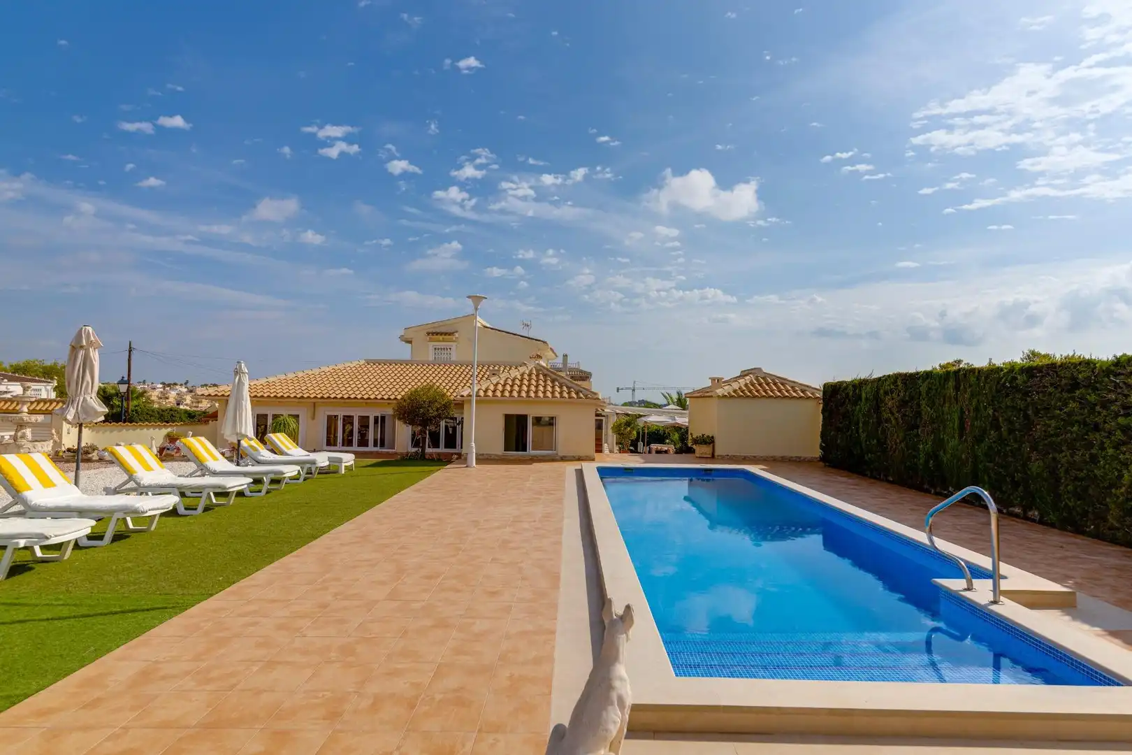 Casa o xalet en venda a Carrer Carrer de la Sierra Morena-las Filipinas, Villamartín - Las Filipinas