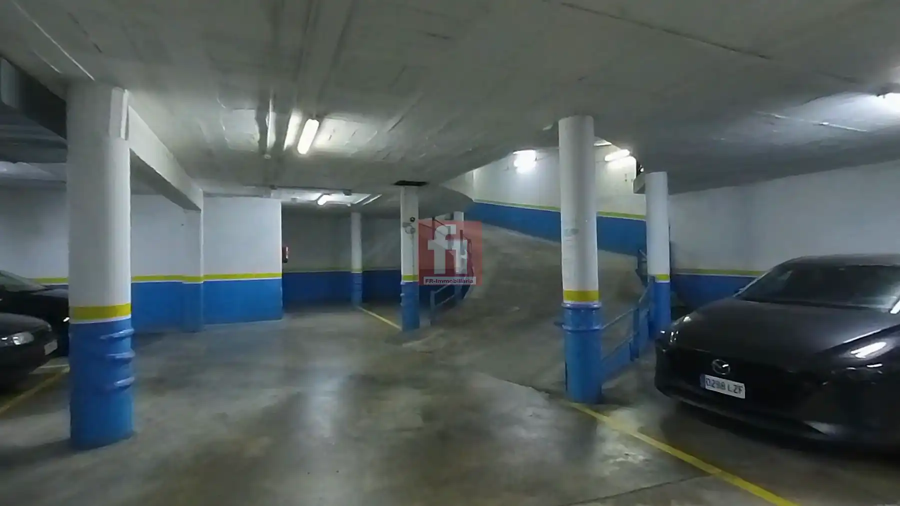 Parking de Piso en venta en Sabadell con Aire acondicionado, Calefacción y Trastero