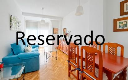 Dormitori de Apartament en venda en  Madrid Capital amb Aire condicionat, Calefacció i Moblat