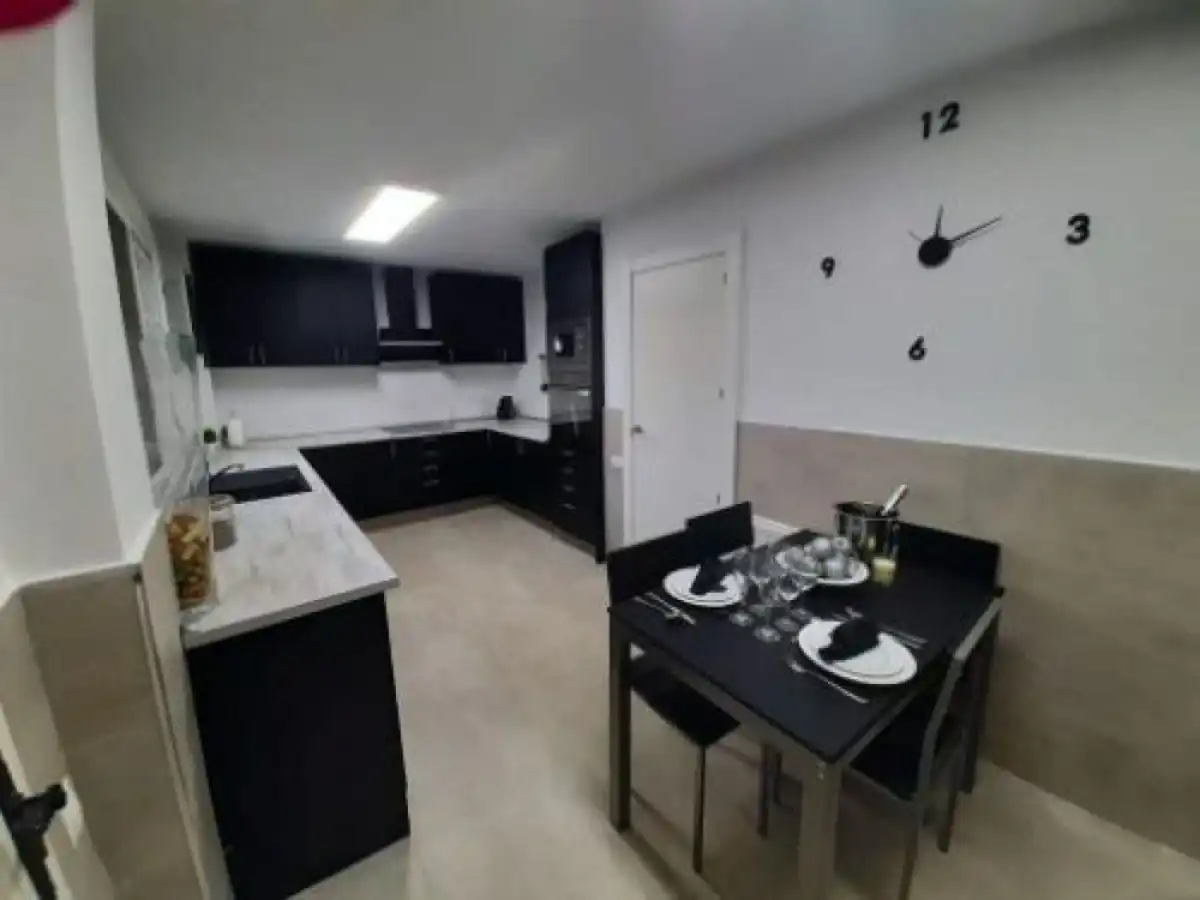 Cuina de Casa o xalet de lloguer en L'Eliana amb Aire condicionat, Jardí privat i Terrassa