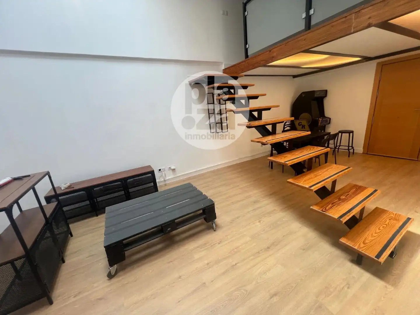 Flat for sale in Burgos  with Air Conditioner and Heating