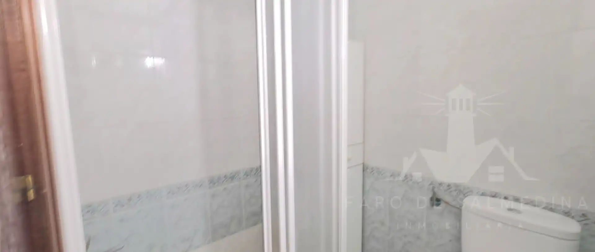 Baño de Piso en venta en Chipiona