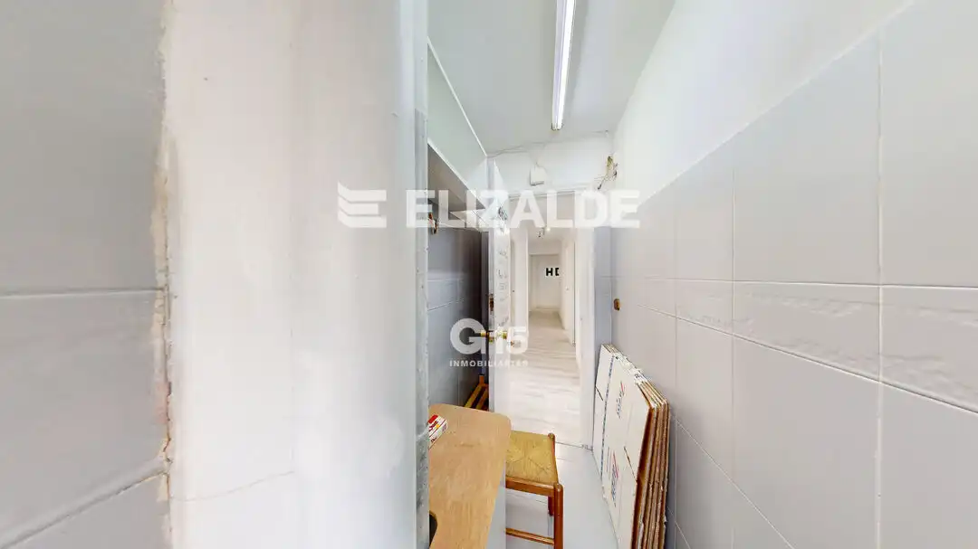 Piso en venta en Lasarte-Oria con Balcón
