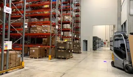 Nave industrial de alquiler en Sabadell con Calefacción y Alarma