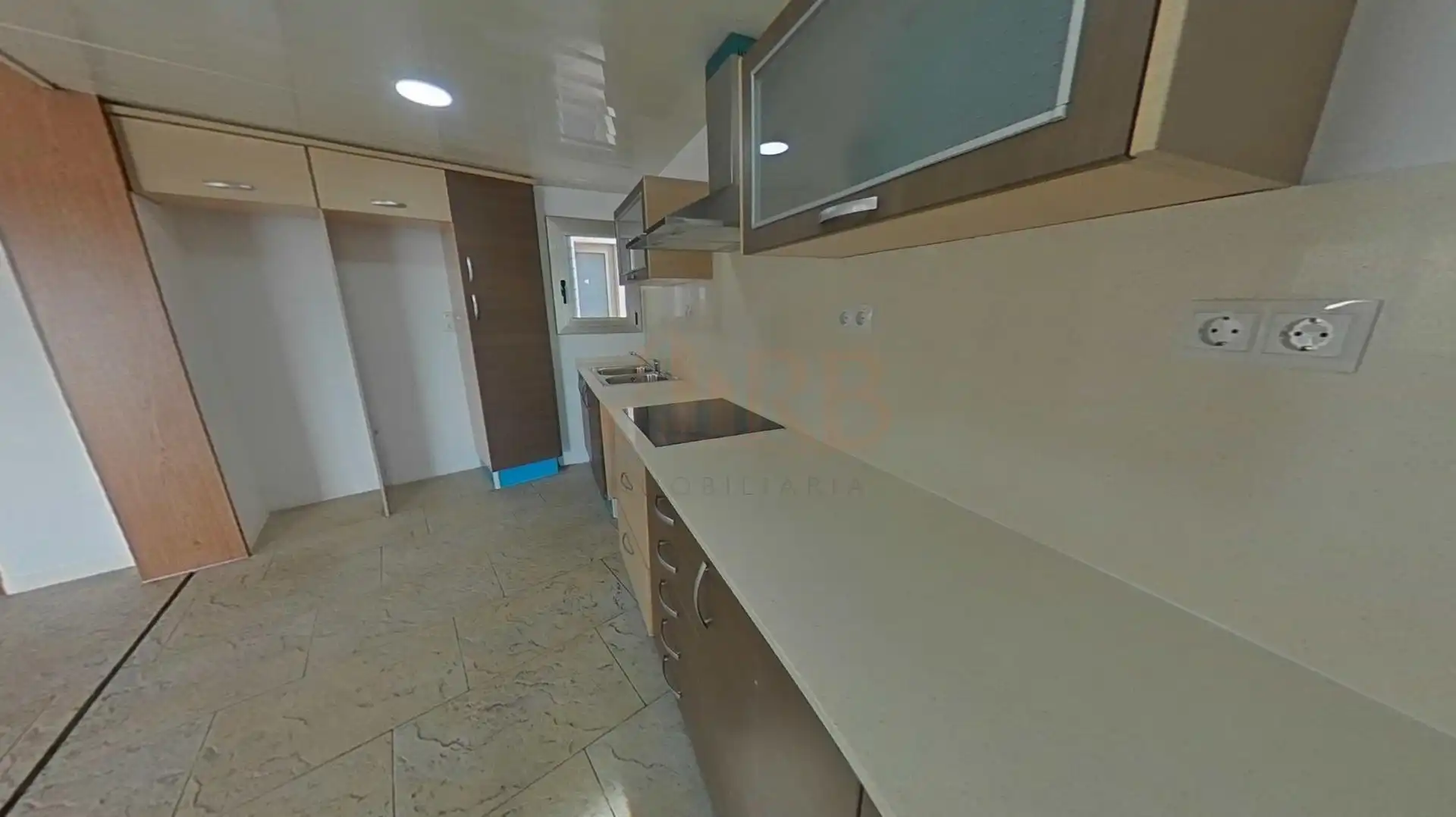 Cuina de Dúplex en venda en Castelldefels amb Terrassa