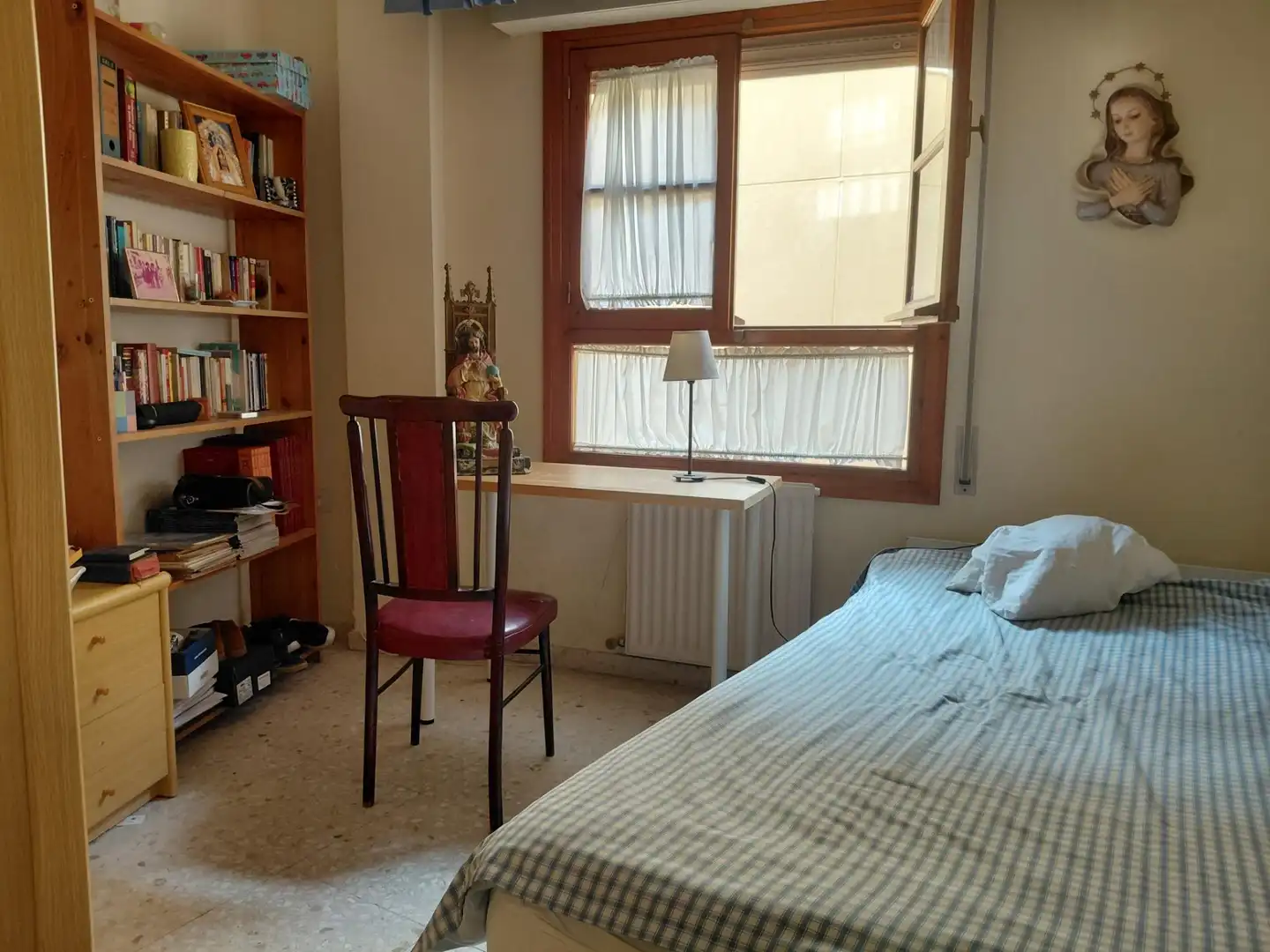 Bedroom of Flat for sale in Sevilla  with Air Conditioner, Heating and Storage room