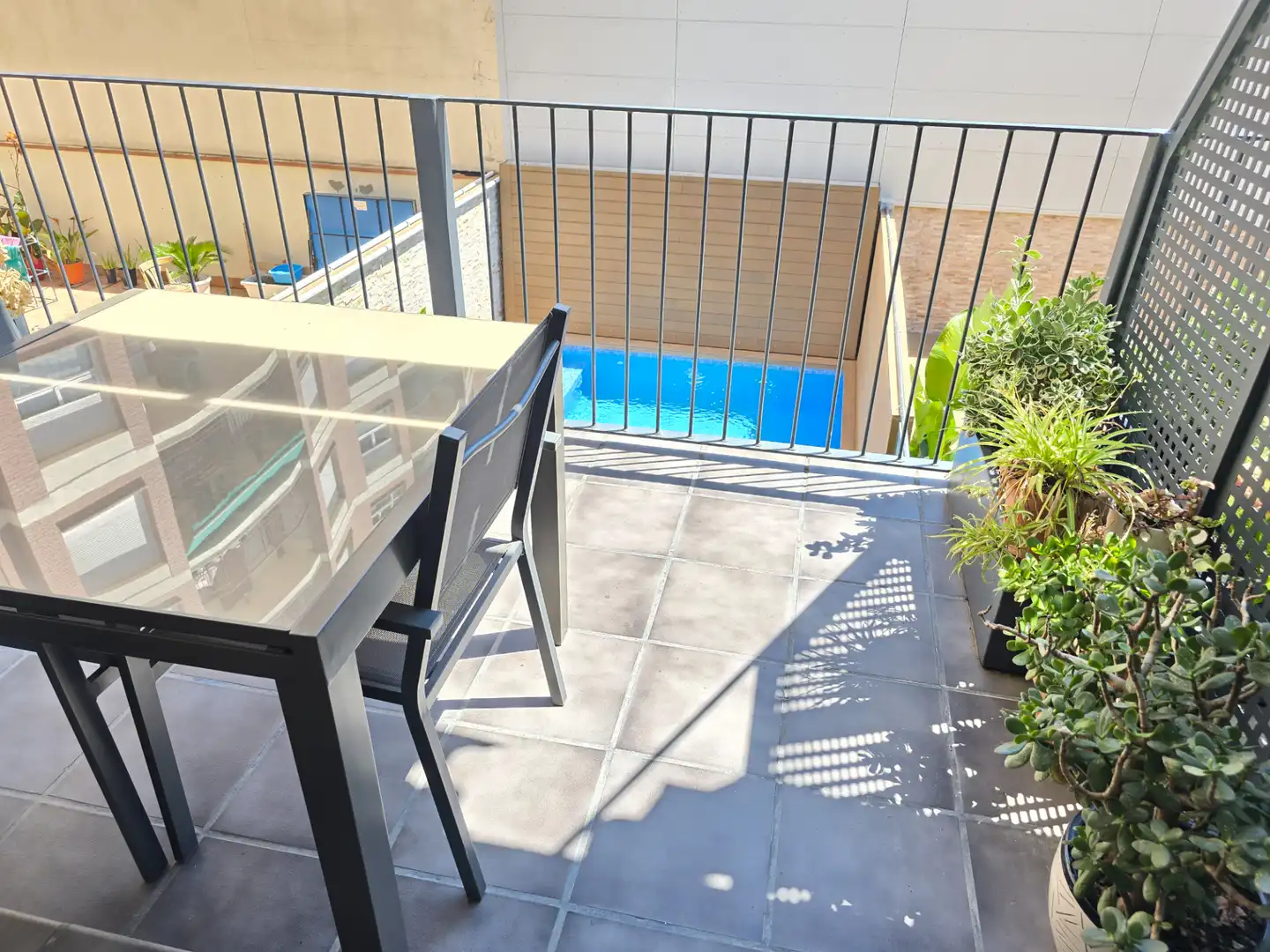 Terrasse von Einfamilien-Reihenhaus zum Verkauf in Sabadell mit Terrasse und Schwimmbad