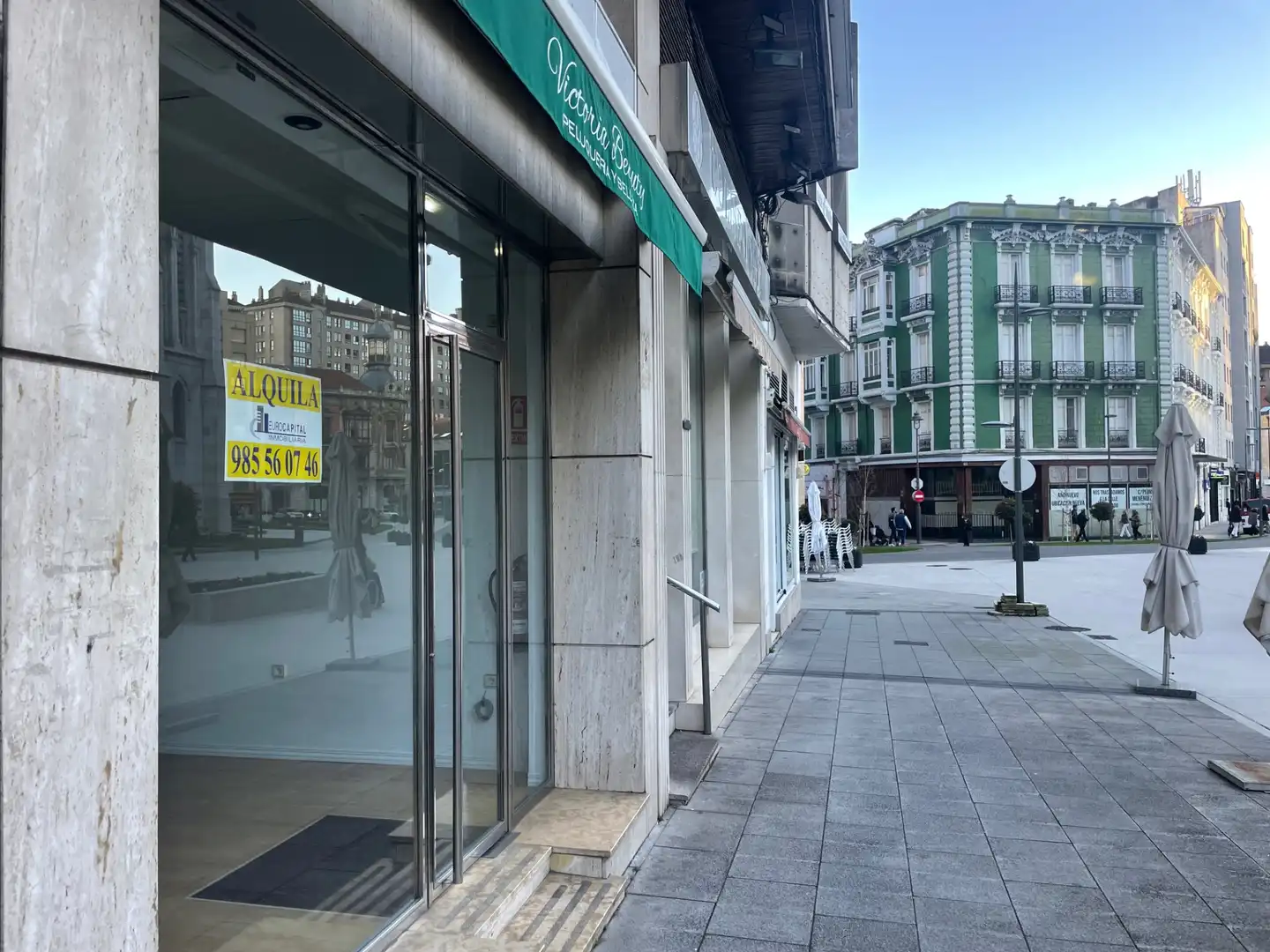Local de alquiler en Plaza Merced, 2, Centro