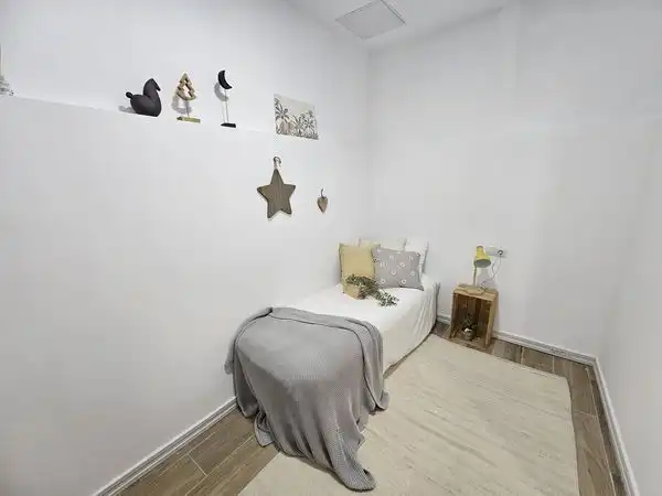 Habitación de Piso en venta en Las Palmas de Gran Canaria con Amueblado