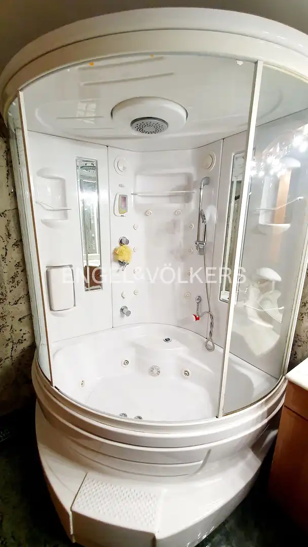 Baño de Casa adosada en venta en Aguilar de Campoo con Calefacción, Jardín privado y Parquet