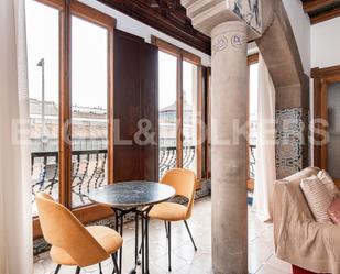 Terrassa de Apartament de lloguer en  Barcelona Capital amb Aire condicionat i Balcó