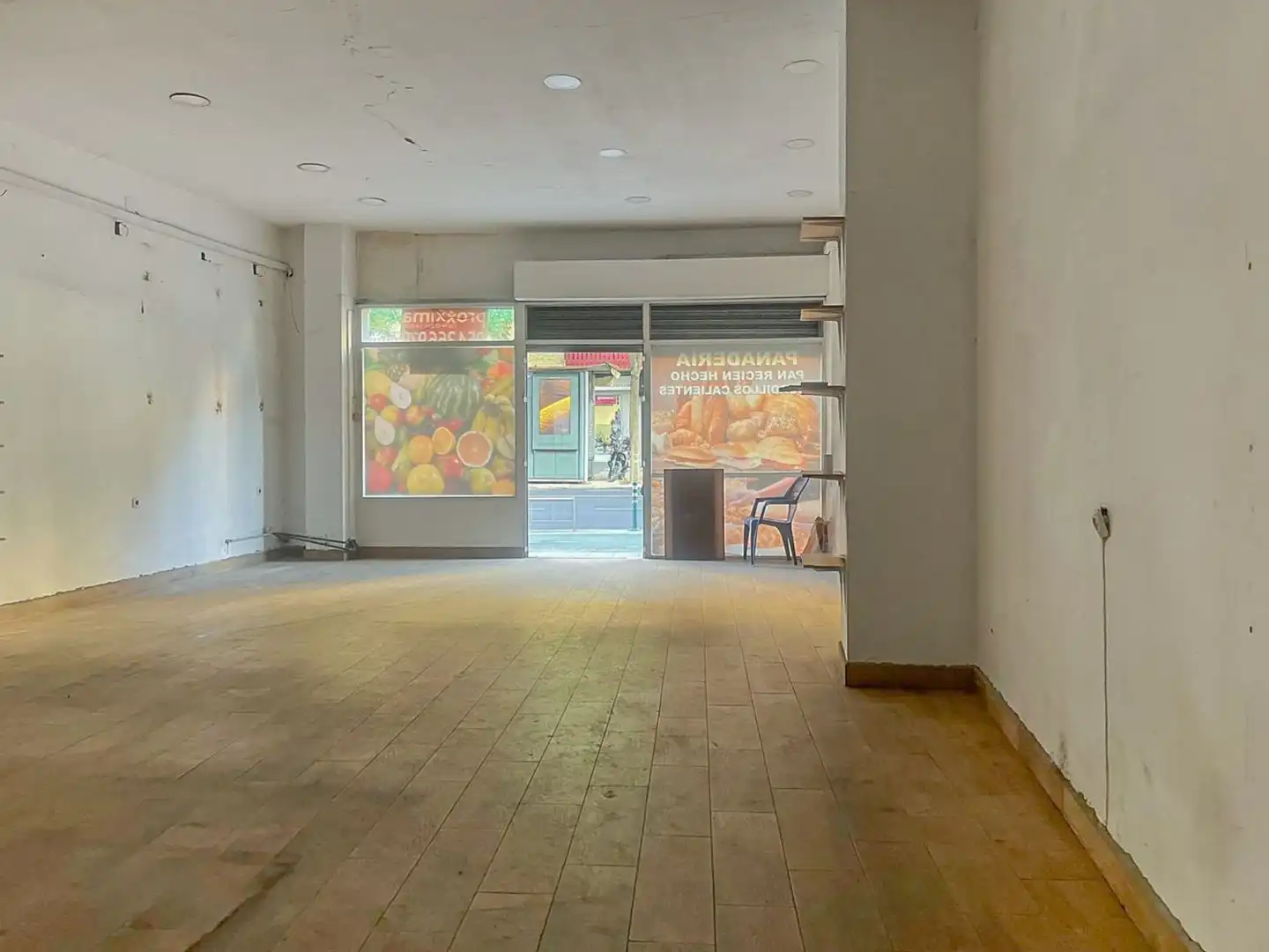Geschaftsraum zur Miete in Casco Antiguo