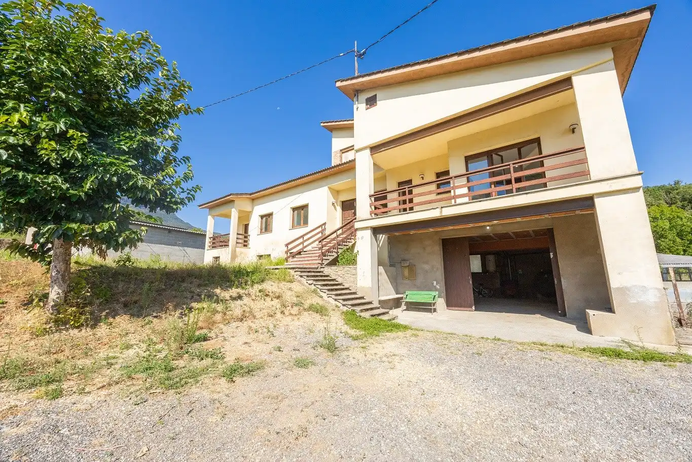 Maison rustique avec terrasse à vendre à La Vall d'en Bas, imagen 3