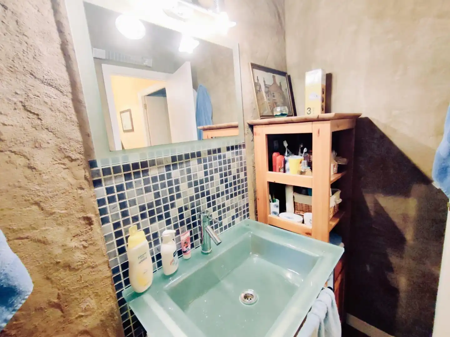 Bathroom of Flat for sale in Aín