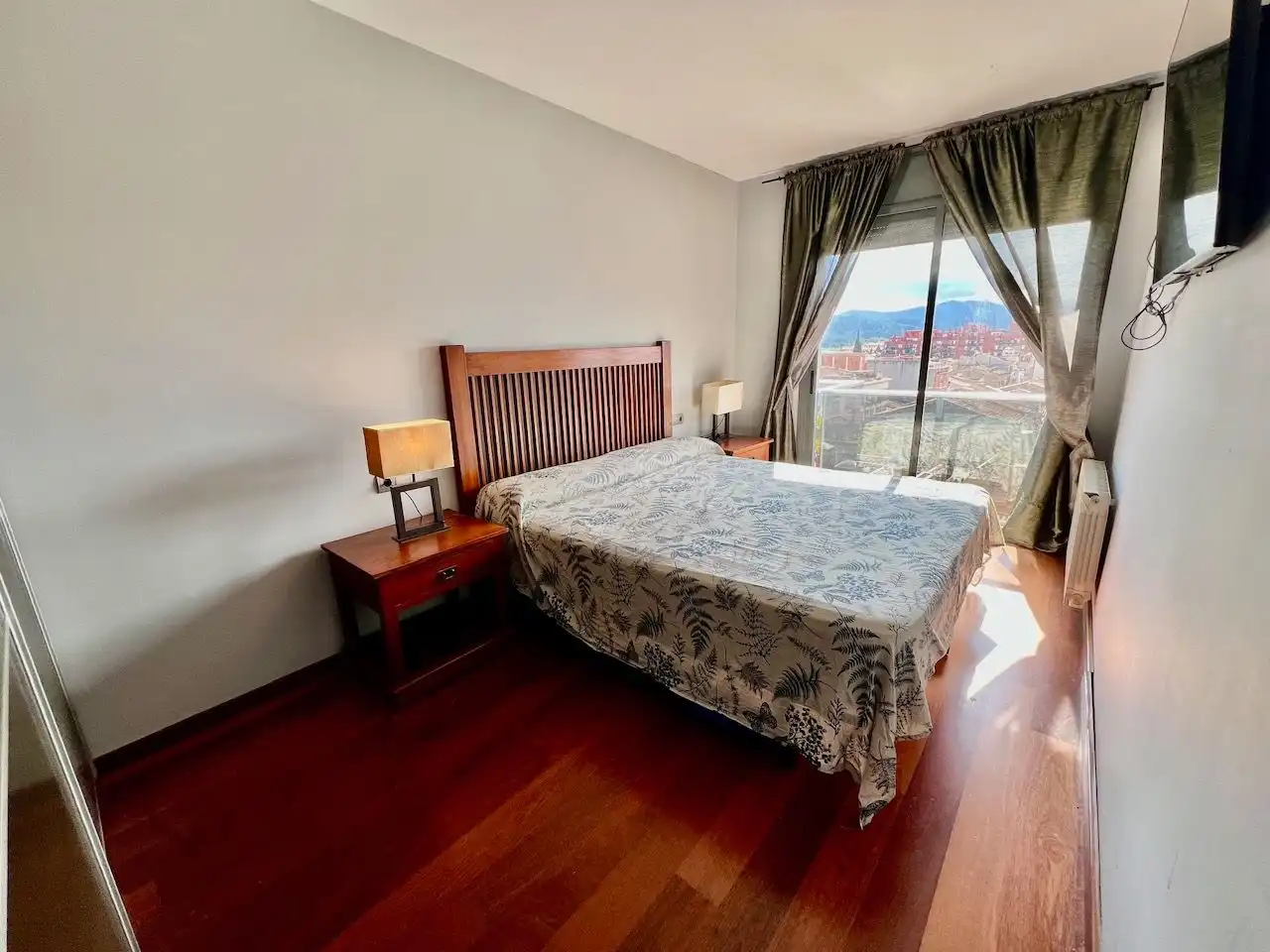 Schlafzimmer von Maisonette zum Verkauf in Ripollet mit Klimaanlage, Terrasse und Balkon