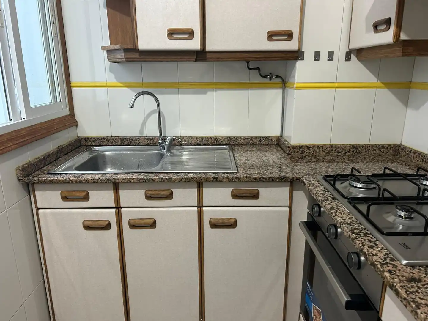 Cocina de Piso de alquiler en Santiago de Compostela  con Amueblado