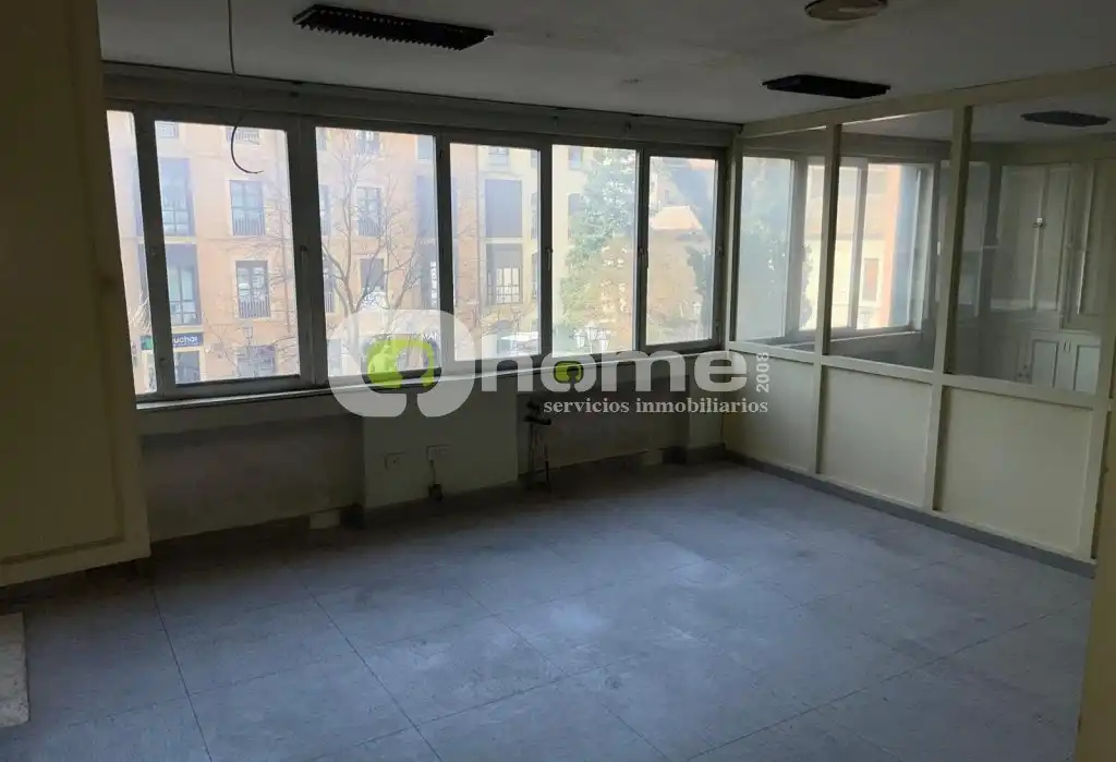 Oficina en venta en Zamora Capital  con Calefacción