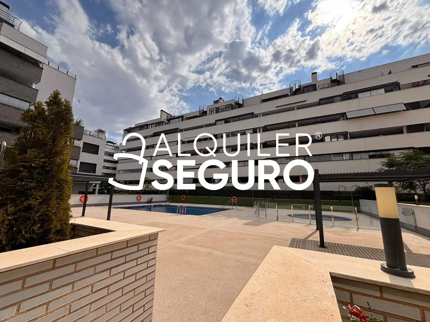 Exterior view of Flat for rent in Rivas-Vaciamadrid  with Air Conditioner, Heating and Terrace