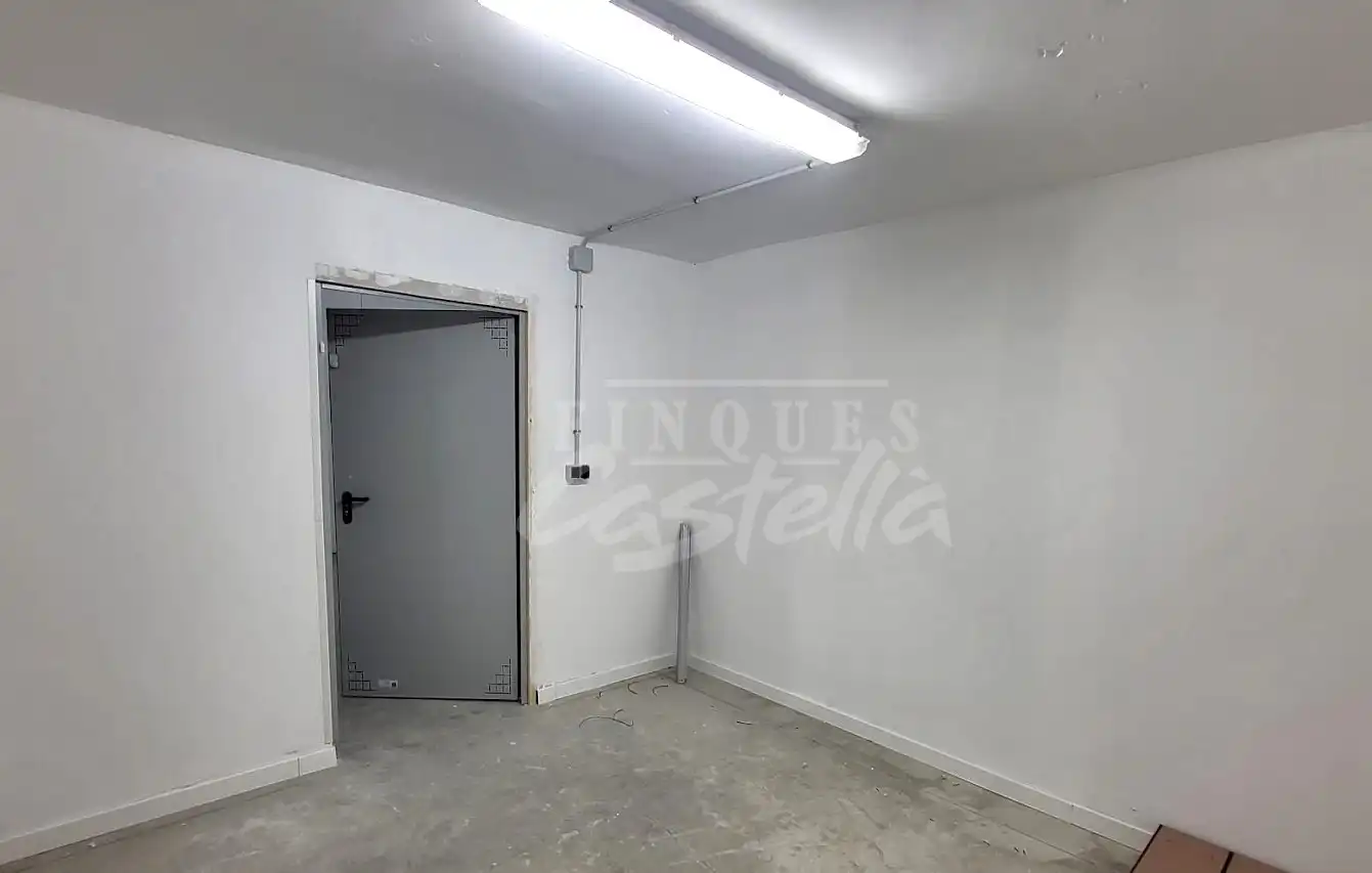 Local comercial de lloguer a Eixample, imagen 8