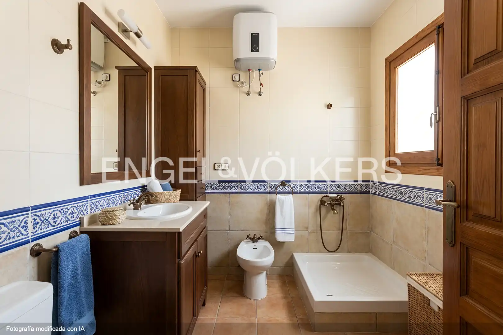 Bathroom of Attic for sale in Castelldefels  with Air Conditioner, Heating and Parquet flooring