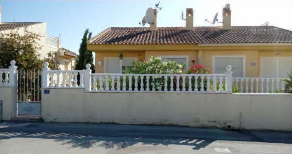 Exterior view of Single-family semi-detached for sale in Rojales
