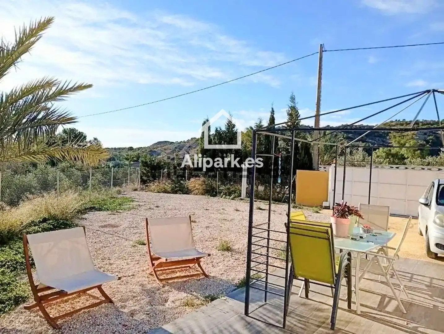 Vista exterior de Casa o chalet en venta en Alicante / Alacant con Trastero, Piscina y Amueblado
