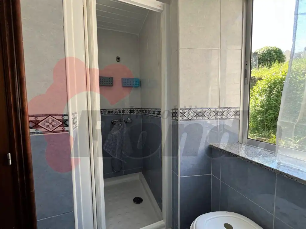 Baño de Estudio de alquiler en Lugo con Amueblado