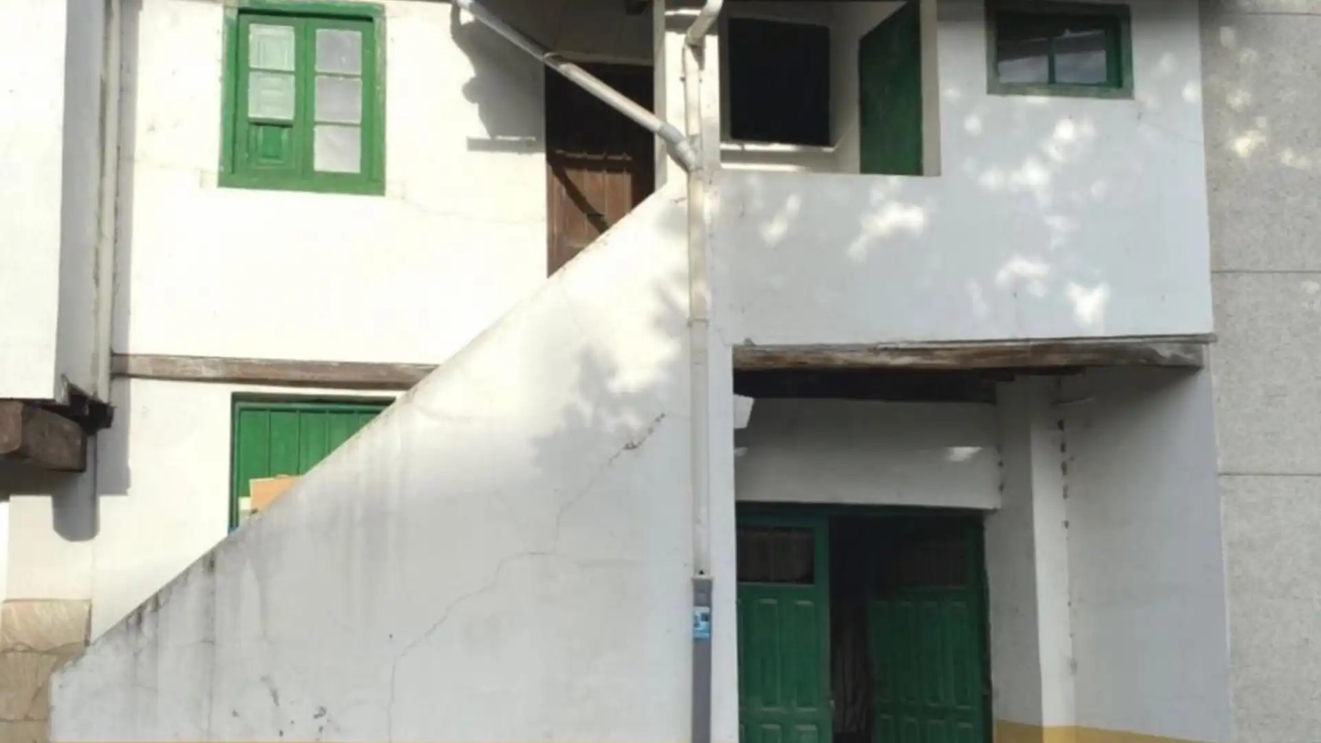 Vista exterior de Casa o chalet en venta en Cacabelos