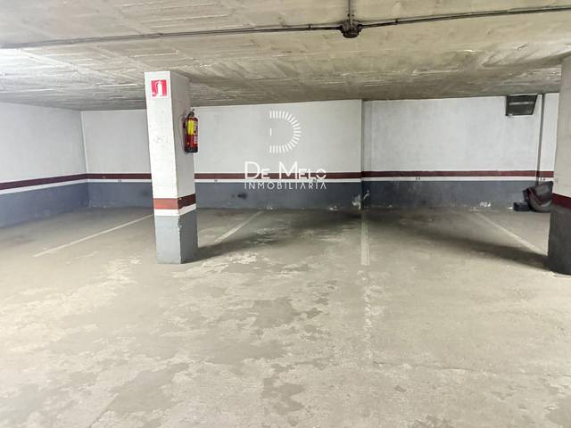 Garaje en Alquiler en Onze de Setembre en Collblanc