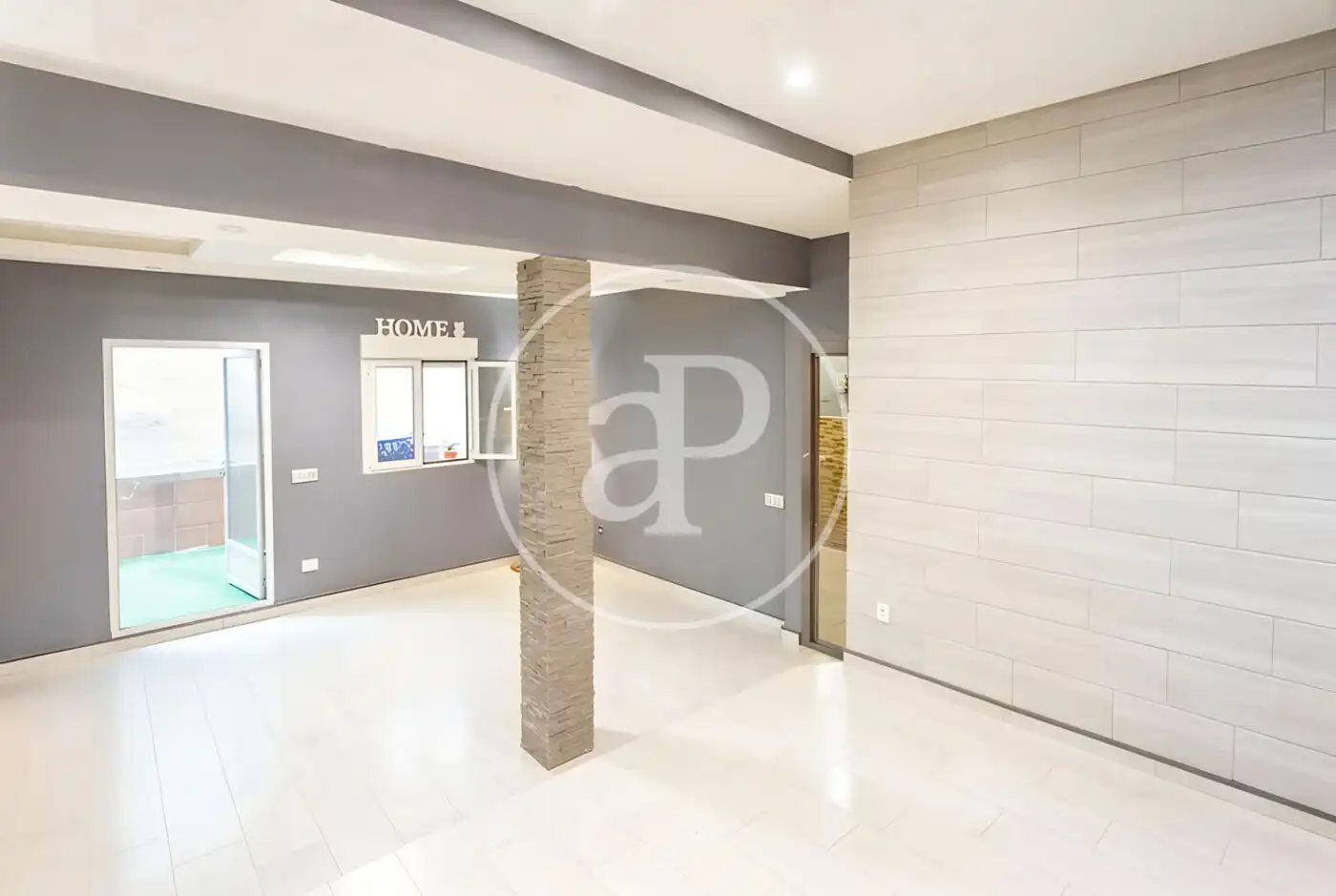 Piso en venta en Madrid con Calefacción y Terraza