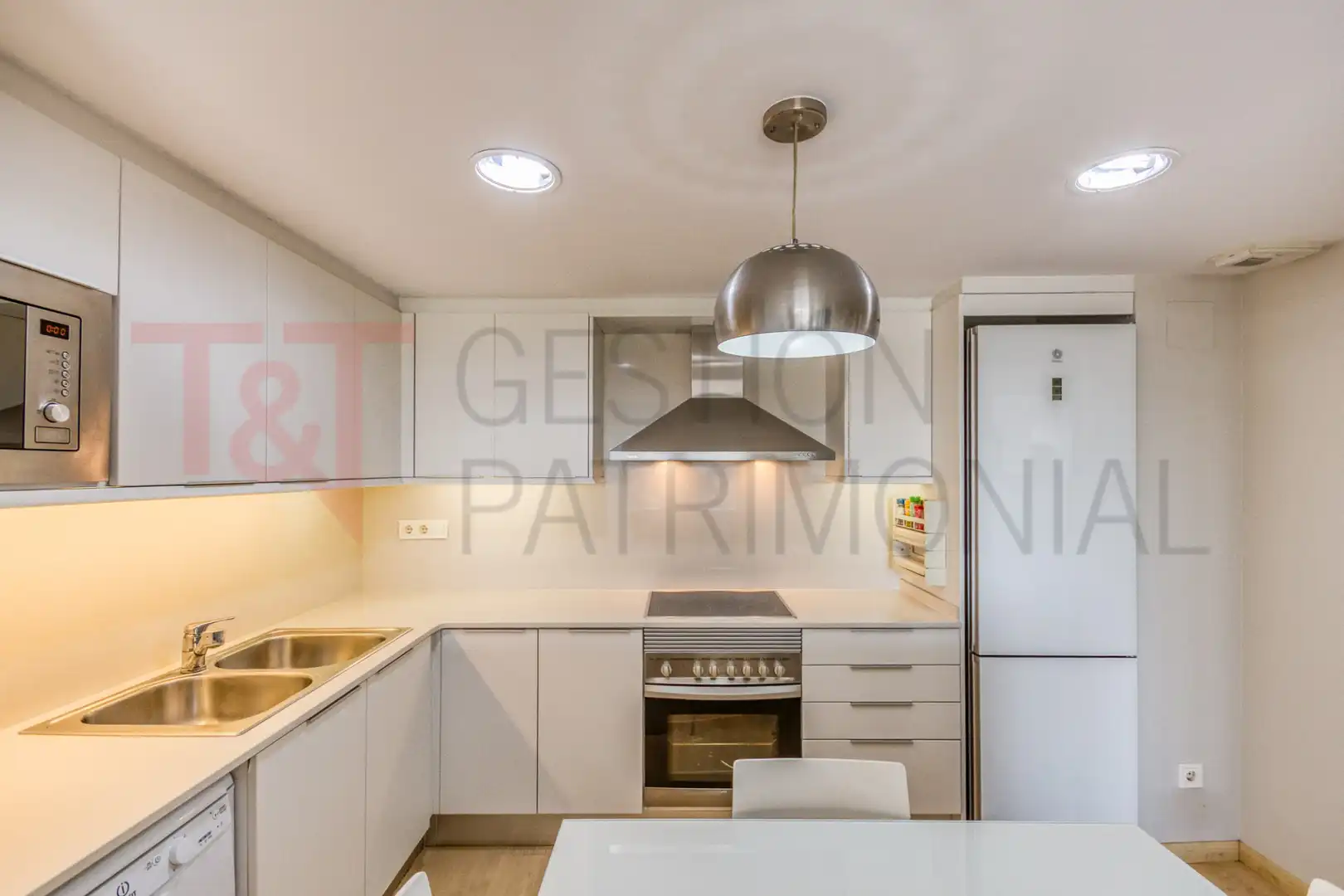 Kitchen of Flat for sale in Sabadell  with Air Conditioner, Heating and Terrace