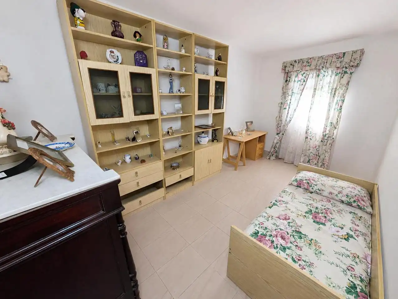 Habitación de Casa o chalet en venta en Mirandilla con Terraza