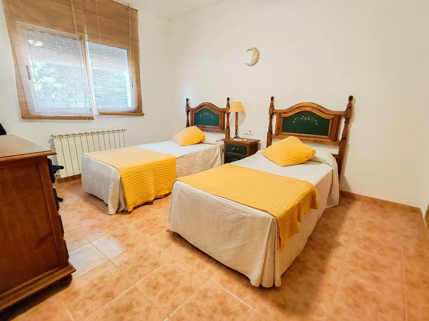 Dormitori de Casa adosada en venda en Cunit amb Aire condicionat, Calefacció i Terrassa