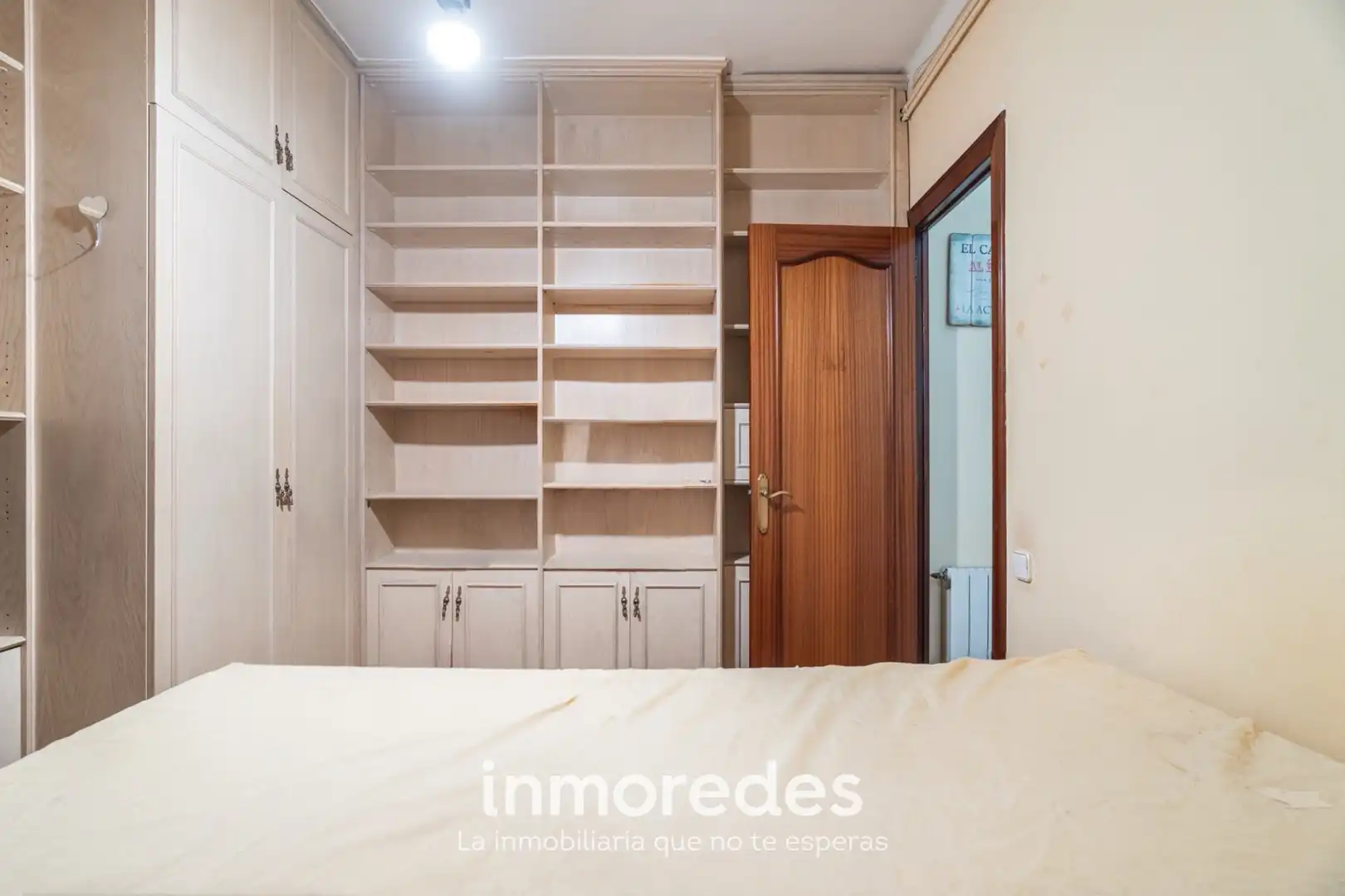 Habitación de Piso en venta en Barcelona con Parquet y Horno